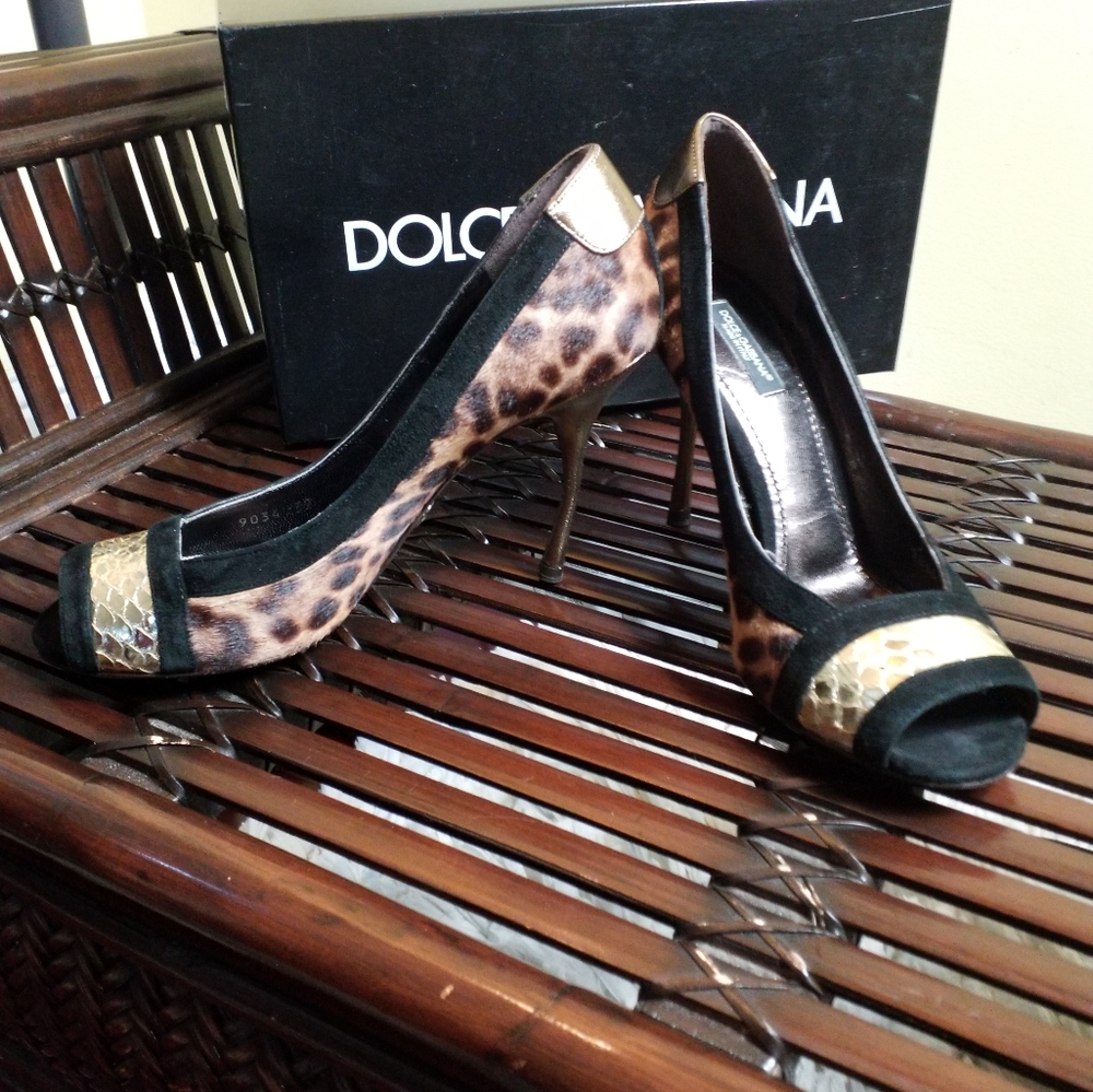 Dolce Gabbana Leopard Pumps